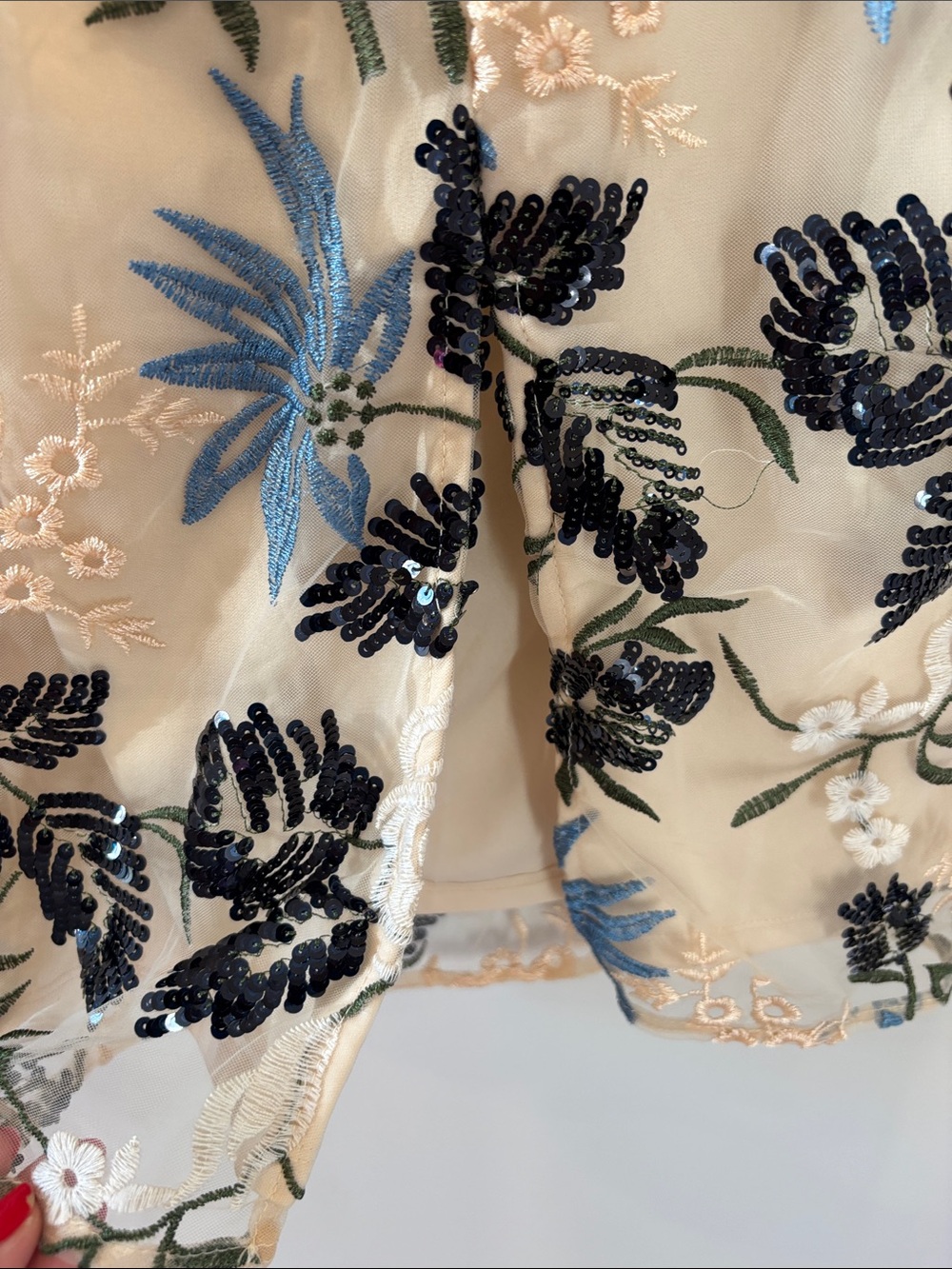 Lulus Show Stopper Embroidered Sequin Bodycon Midi Dress Cream Blue M - Picture 10 of 12